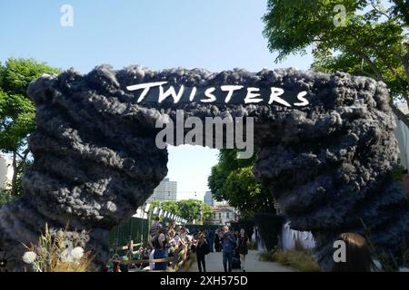 Los Angeles, Kalifornien, USA 11. Juli 2024 Universal Pictures präsentiert die Premiere von Twisters im Regency Village Theatre am 11. Juli 2024 in Los Angeles, Kalifornien, USA. Foto: Barry King/Alamy Live News Stockfoto