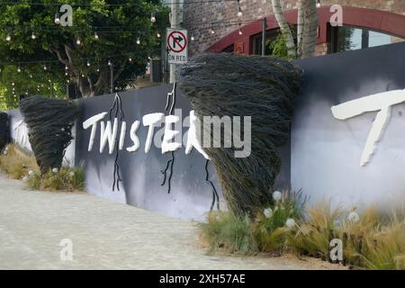 Los Angeles, Kalifornien, USA 11. Juli 2024 Universal Pictures präsentiert die Premiere von Twisters im Regency Village Theatre am 11. Juli 2024 in Los Angeles, Kalifornien, USA. Foto: Barry King/Alamy Live News Stockfoto