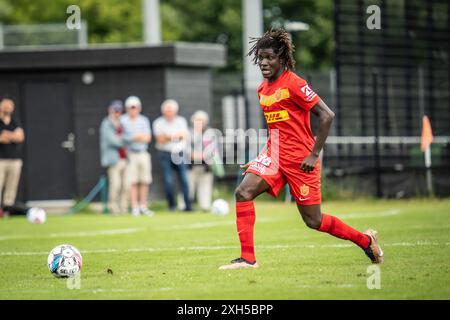 Farum, Dänemark. Juni 2024. Caleb Yirenkyi vom FC Nordsjaelland wurde während eines Testspiels zwischen dem FC Nordsjaelland und Randers FC in Farum gesehen. Stockfoto