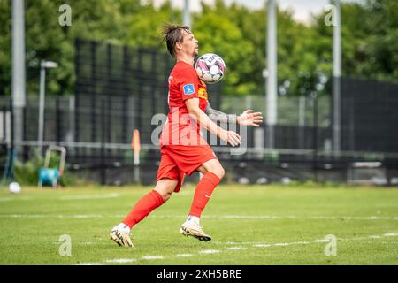 Farum, Dänemark. Juni 2024. Peter Ankersen (2) vom FC Nordsjaelland wurde während eines Testspiels zwischen dem FC Nordsjaelland und dem FC Randers in Farum gesehen. Stockfoto