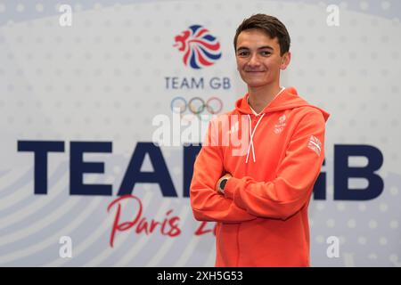 Aktenfoto vom 11.06.2024 von Alex Yee, der hofft, die nächste Generation von Triathleten mit seinen Leistungen in Paris inspirieren zu können, als er den Mantel von den Brownlee-Brüdern übernimmt. Ausgabedatum: Freitag, 12. Juli 2024. Stockfoto