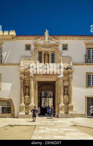 Königlicher Palast oder Palast der Schulen (Paco das Escolas) historischer architektonischer Komplex der Universität der Stadt Coimbra, Portugal, Europa Stockfoto