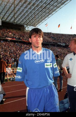 DFB-Pokalfinale 1998 / FC Bayern München - MSV Duisburg 2:1 am 16.05.1998 in Berlin / Trainer Friedhelm Funkel (MSV Duisburg) im Olympiastadion Stockfoto