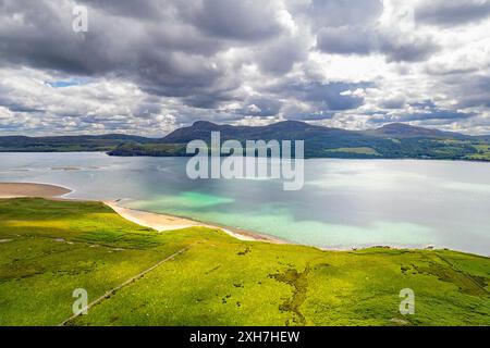 Kyle of Tongue Sutherland Scotland mit Blick über das Meeresloch und das türkisfarbene Meer in Richtung Coldbackie Stockfoto