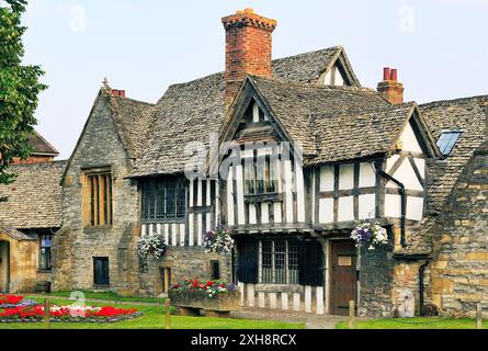 Die Almonry in der Stadt von Evesham, Worcestershire, England. 14 C nach Hause von der Sozialarbeiterin von Evesham Abbey. Heute ein museum Stockfoto