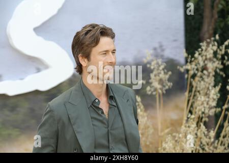 Los Angeles, USA. Juli 2024. Glen Powell bei 'Twisters' Premiere im Regency Village Theatre, Los Angeles, CA, 11. Juli 2024. Foto: Joseph Martinez/PictureLux Credit: PictureLux/The Hollywood Archive/Alamy Live News Stockfoto