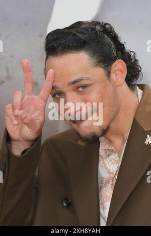 Los Angeles, USA. Juli 2024. Anthony Ramos bei 'Twisters' Premiere im Regency Village Theatre, Los Angeles, CA, 11. Juli 2024. Foto: Joseph Martinez/PictureLux Credit: PictureLux/The Hollywood Archive/Alamy Live News Stockfoto