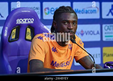 ACF Fiorentinas Forward Moise Kean während der Präsentation von ACF Fiorentinas neuem Spieler Mouse Kean, Other in Bagno a Ripoli (FI), Italien, 12. Juli 2024 Credit: Independent Photo Agency Srl/Alamy Live News Stockfoto