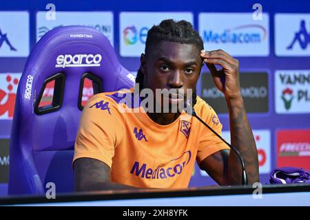 ACF Fiorentinas Forward Moise Kean während der Präsentation von ACF Fiorentinas neuem Spieler Mouse Kean, Other in Bagno a Ripoli (FI), Italien, 12. Juli 2024 Credit: Independent Photo Agency Srl/Alamy Live News Stockfoto