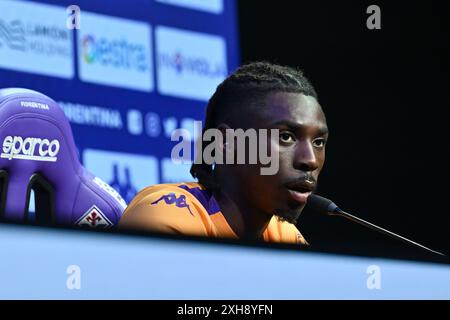 ACF Fiorentinas Forward Moise Kean während der Präsentation von ACF Fiorentinas neuem Spieler Mouse Kean, Other in Bagno a Ripoli (FI), Italien, 12. Juli 2024 Credit: Independent Photo Agency Srl/Alamy Live News Stockfoto