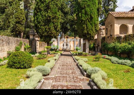 Die wunderbare Certosa di Padula, Klosterkomplex und UNESCO-Weltkulturerbe in der Provinz Salerno, Kampanien, Italien. Stockfoto