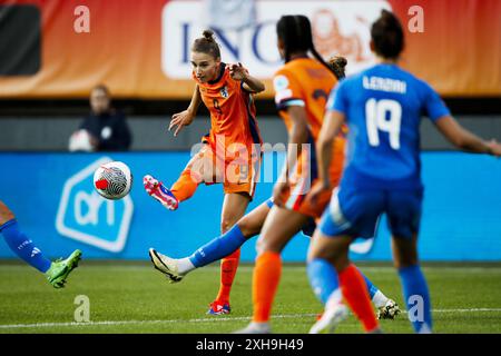 SITTARD - Vivianne Miedema aus Holland während des Qualifikationsspiels für die Europameisterschaft zwischen den Niederlanden (W) und Italien (W) im Fortuna Sittard Stadium am 12. Juli 2024 in Sittard, Niederlande. ANP BART STOUTJESDIJK Credit: ANP/Alamy Live News Stockfoto