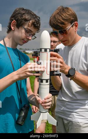 Brünn, Tschechische Republik. Juli 2024. Die Czech Rocket Challenge 2024 ist ein Studentenwettbewerb in Brünn, Tschechische Republik, am 12. Juli 2024. Organisiert von der Tschechischen Raketengesellschaft. Von Studenten für Studenten. Quelle: Vaclav Salek/CTK Photo/Alamy Live News Stockfoto