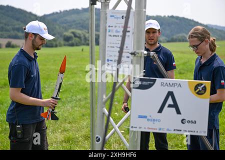 Brünn, Tschechische Republik. Juli 2024. Die Czech Rocket Challenge 2024 ist ein Studentenwettbewerb in Brünn, Tschechische Republik, am 12. Juli 2024. Organisiert von der Tschechischen Raketengesellschaft. Von Studenten für Studenten. Quelle: Vaclav Salek/CTK Photo/Alamy Live News Stockfoto