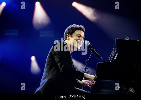 ROTTERDAM - der britische Sänger und Pianist Jamie Cullum tritt am ersten Tag des North Sea Jazz Festivals 2024 auf. Besucher des Festivals können an drei Tagen mehr als 150 Aufführungen in Rotterdam Ahoy erleben. ANP PAUL BERGEN niederlande Out - belgien Out Credit: ANP/Alamy Live News Stockfoto