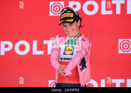 Chieti, Italien. Juli 2024. ELISA Longo Borghini (ITA) von Lidl Trek gewinnt das Pink Jersey der 6. Etappe von San Benedetto del Tronto. Quelle: SOPA Images Limited/Alamy Live News Stockfoto