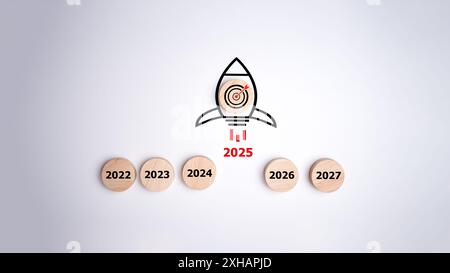 2025 der interne Raketenwerfer steigt aus einem weiteren Jahr auf, um sich auf das Ziel vorzubereiten und das Konzept „Frohe weihnachten und Happy New Year“ vorzubereiten, Plannin Stockfoto