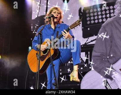 Quebec City, Kanada. Juli 2024. Martha Wainwright tritt am 8. Tag des Festivals d'été de Québec am 11. Juli 2024 in Québec auf. Foto: C Flanigan/imageSPACE/SIPA USA Credit: SIPA USA/Alamy Live News Stockfoto