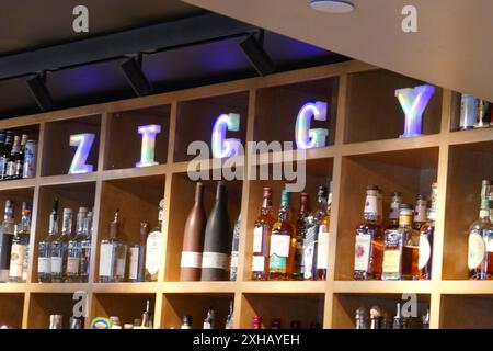 West Hollywood, Kalifornien, USA 12. Juli 2024 California Dreams Reunion Event im Hotel Ziggy am 12. Juli 2024 in West Hollywood, Kalifornien, USA. Foto: Barry King/Alamy Live News Stockfoto