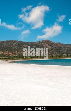 Türkisfarbener Salda See in Burdur Türkei. Türkischer Name Salda Golu Stockfoto