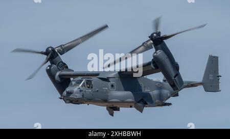 USAF CV-22 Osprey Tiltrotor Flugzeuge Flugschau auf der RIAT 2022, England Stockfoto