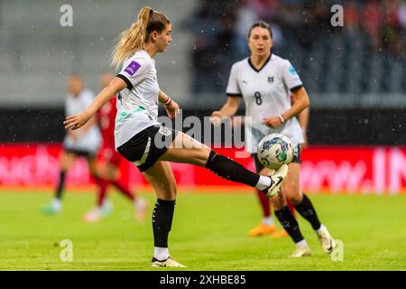 Ballannahme von Marie Hoebinger (14, Oesterreich) AUT, Oesterreich vs Polen, Frauen, Fussball, EM-Quali 2025, Spiel 5, 12.07.2024, Foto: Eibner-Pressefoto/Florian Wolf Stockfoto