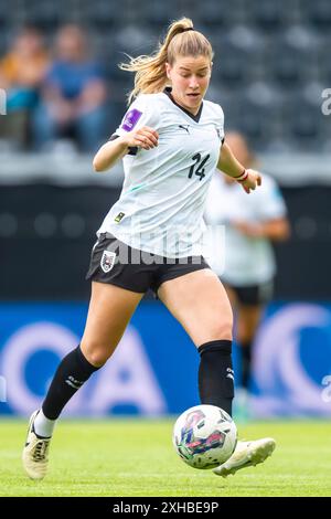 Marie Hoebinger (14, Oesterreich) AUT, Oesterreich vs Polen, Frauen, Fussball, EM-Quali 2025, Spiel 5, 12.07.2024, Foto: Eibner-Pressefoto/Florian Wolf Stockfoto