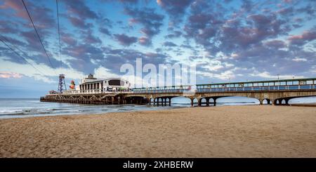 Strand und Pier von Bournemouth in Dorset, England Stockfoto