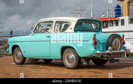 Lelystad, Niederlande, 16.06.2024, klassischer Kleinwagen Ford Anglia aus dem Jahr 1963 beim National Old Timer Day Stockfoto