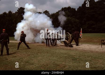 Petersburg, VA USA 9/1987. Petersburger Schlachtfeld: Belagerung von 6/9/1864 bis 3/25/1865. 9 Monate, 2 Wochen und 2 Tage. Sieg der Gewerkschaft durch General Grant über General Lee. Geschätzte Opfer: 42.000 Union und 28.000 Konföderierte. Stockfoto