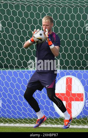 Weimar, Deutschland. 13. Juli 2024. Aaron Ramsdale aus England während der UEFA EURO 2024 - England Offizielles MD-1 Training im Weimarer Land eng – TBCTC – Spa & Golfresort Weimarer Land. Quelle: Meng Gao/Alamy Live News Stockfoto