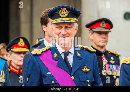 London, Großbritannien. 13. Juli 2024. Ihre Majesties der König (im Bild) und die Königin von Belgien und HRH der Herzog von Gloucester nehmen an einem Gedenkgottesdienst im Cenotaph und einem Kranz am Guards' Memorial Teil. Jedes Jahr im Juli (seit 1934), dem belgischen Nationalfeiertag, findet eine Parade statt, um denjenigen zu gedenken, die von beiden Seiten des Ärmelkanals das ultimative Opfer für unsere Freiheiten gebracht haben. Dieses Jahr werden belgische Veteranen und Soldaten von der Königlichen Dragonergarde und der Grenadiergarde unterstützt. Belgien ist das einzige nicht-commonwealth-Land, dem diese Ehre zuteil wird. Guy Bell/Ala Stockfoto