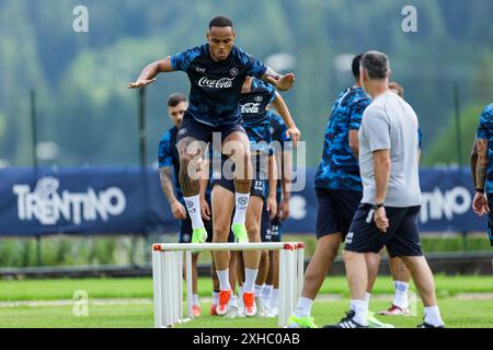 Napolys brasilianischer Verteidiger Natan während des SSC Napoli-Trainingslagers 2024-25 im val di Sole im Trentino, Dimaro Folgarida Stockfoto