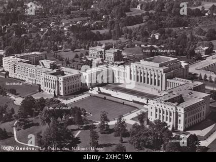 Vintage-Postkarte von Genf - Le Palais des Nations - Unies, 1940er? Stockfoto