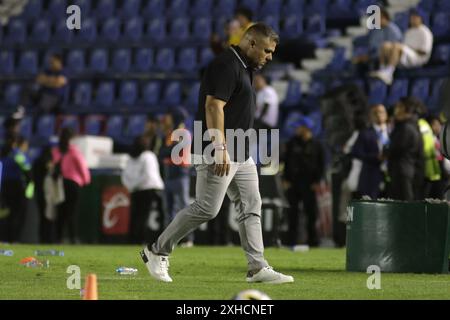 Mexiko-Stadt, Mexiko. Juli 2024. Mauro Gerk Head Coach von Gallos de Queretaro während der 2. Runde des Torneo de Apertura zwischen Club America und Gallos de Queretaro im Stadion Ciudad de los Deportes. Amerika besiegt Queretaro mit 3:1. Am 12. Juli 2024 in Mexiko-Stadt. (Foto: Ismael Rosas/ Credit: Eyepix Group/Alamy Live News Stockfoto