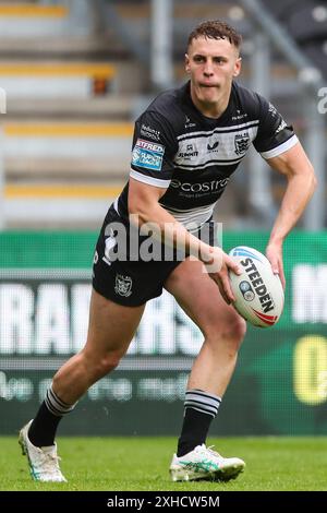 Rumpf, Großbritannien. Juli 2024. Jake Trueman von Hull FC in Aktion während des Spiels Hull FC gegen Hull KR in der Betfred Super League Runde 17 im MKM Stadium, Hull, Vereinigtes Königreich, 13. Juli 2024 (Foto: Gareth Evans/News Images) in Hull, Vereinigtes Königreich am 13. Juli 2024. (Foto: Gareth Evans/News Images/SIPA USA) Credit: SIPA USA/Alamy Live News Stockfoto