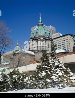 Mary Queen of the World Cathedral im Winter, Montreal, Quebec, Kanada Stockfoto