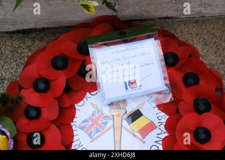 Whitehall, London, Großbritannien. Juli 2024. Kränze im Cenotaph nach der belgischen Cenotaph-Parade. Quelle: Matthew Chattle/Alamy Live News Stockfoto