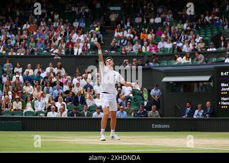 Juli 2024; All England Lawn Tennis and Croquet Club, London, England; Wimbledon Tennis Tournament, 13. Tag; Henry Patten (GBR) ist für Max Purcell (aus), Gentlemen's Doubles Finals Stockfoto