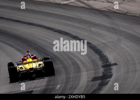 Newton, Ia, USA. Juli 2024. ALEX PALOU (10) aus Barcelona trainiert für die Hy-Vee Homefront 250 auf dem Iowa Speedway in Newton, IA. (Kreditbild: © Walter G. Arce Sr./ASP via ZUMA Press Wire) NUR REDAKTIONELLE VERWENDUNG! Nicht für kommerzielle ZWECKE! Stockfoto