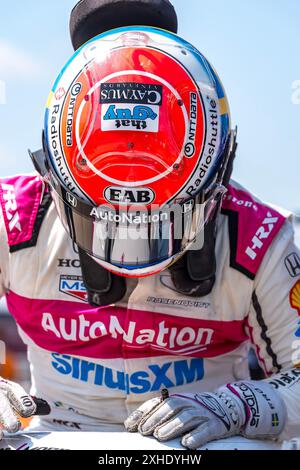 Newton, Ia, USA. Juli 2024. Felix Rosenqvist (60) aus Varnamo, Schweden, bereitet sich auf die Qualifikation für den Hy-Vee Homefront 250 auf dem Iowa Speedway in Newton, IA vor. (Kreditbild: © Walter G. Arce Sr./ASP via ZUMA Press Wire) NUR REDAKTIONELLE VERWENDUNG! Nicht für kommerzielle ZWECKE! Stockfoto