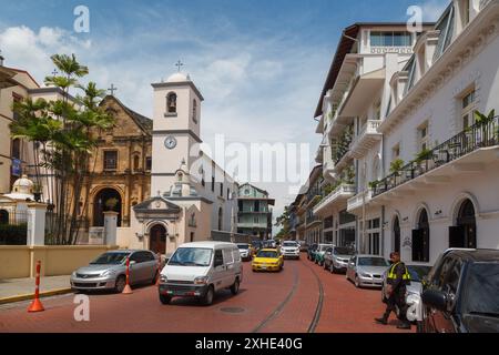 Iglesia de La Merced (Kirche der Barmherzigkeit) historische Gebäude in der Altstadt (Casco Viejo) von Panama-Stadt. Stockfoto