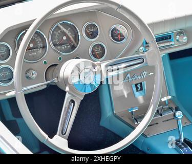 Studebaker Avanti im LeMay America's Car Museum in Tacoma, Washington Stockfoto