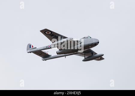 De Havilland Vampire FB52, fotografiert auf der Southport Airshow in Merseyside, England am 13. Juli 2024. Stockfoto