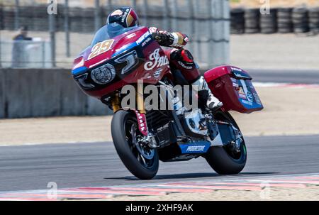 12. Juli 2024 Monterey, CA, U.S.A Rider Tyler OÂ€™Hara S&S/Indian Motorcycle(29)geht in Runde 4 während des Mission Foods MotoAmerica King of the Baggers Practice 1 in WeatherTech Laguna Seca Monterey, CA Thurman James / CSM Stockfoto