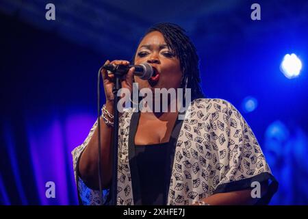 Shemekia Copeland Gesang. Xettx, Deutschland, Gaildorf, 13.07.2024, 28. Bluesfest, 2024, Bluesfest, Shemekia Copeland USA, Kocherwiese Foto: A2 Bildagentur/Peter Hartenfelser *** Shemekia Copeland Vocals xettx, Deutschland, Gaildorf, 13 07 2024, 28 Bluesfest, 2024, Bluesfest, Shemekia Copeland USA , Kocherwiese Foto A2 Bildagentur Peter Hartenfelser Stockfoto