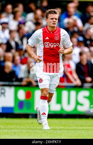 Wezep, Niederlande. Juli 2024. WEZEP, 13-07-2024, Sportpark Mulderssingel, Football, Dutch eredivisie, Saison 2024/2025, während des Spiels Ajax - Rangers FC, Ajax Spieler Christian Rasmussen Credit: Pro Shots/Alamy Live News Stockfoto