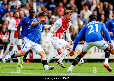 Wezep, Niederlande. Juli 2024. WEZEP, 13-07-2024, Sportpark Mulderssingel, Fußball, Friendly, Saison 2024/2025, während des Spiels Ajax - Rangers FC, Ajax Spieler Kenneth Taylor Credit: Pro Shots/Alamy Live News Stockfoto