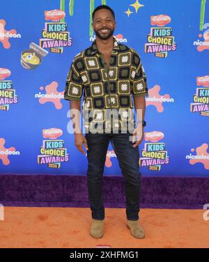 Los Angeles, USA. Juli 2024. Thomas Hobson kommt zu den Nickelodeon Kids' Choice Awards 2024, die am Samstag im Barker Hangar in Santa Monica, CA, stattfinden. Juli 2024. (Foto: Sthanlee B. Mirador/SIPA USA) Credit: SIPA USA/Alamy Live News Stockfoto