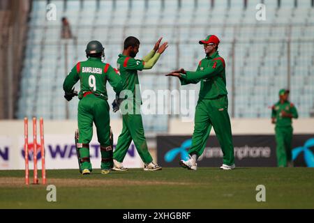 Bangladesch-Simbabwe erstes One Day Inter National (ODI) Match von fünf Spielserien im Sher-e-Bangla National Cricket Stadium in Mirpur, Dhaka, Banglade Stockfoto